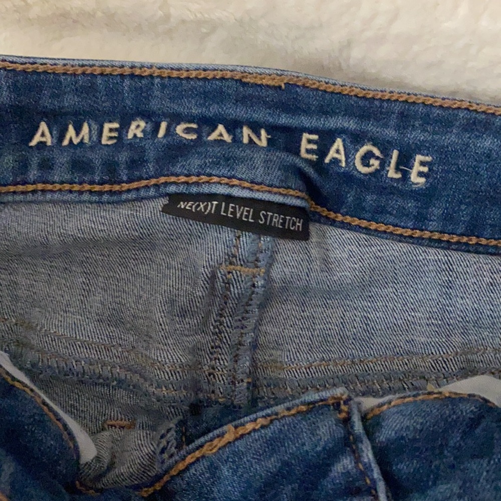 American Eagle distressed patched hi-rise jegging - Picture 2 of 6